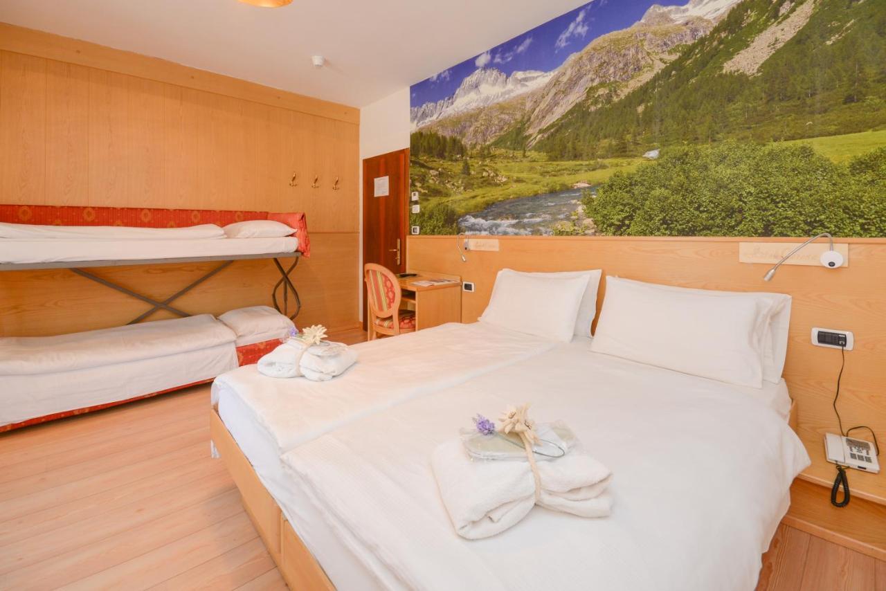 Hotel Corona Pinzolo Extérieur photo
