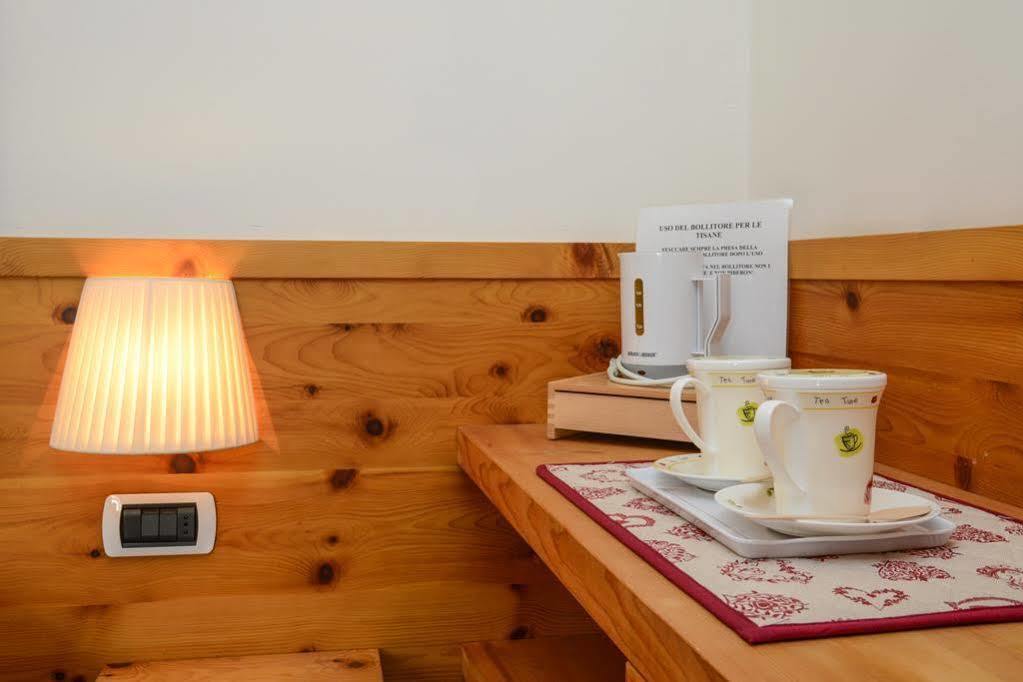 Hotel Corona Pinzolo Extérieur photo